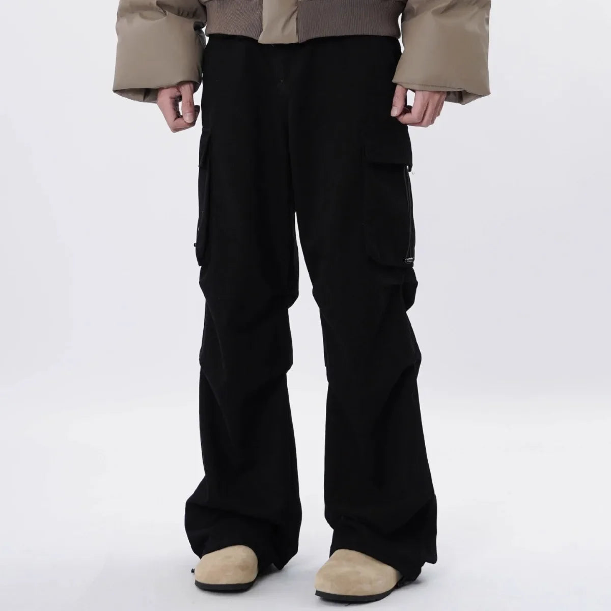 Men’s Wide-Leg Cargo Pants